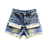 Jeansshorts mit sichtbaren Taschen im Lagenlook