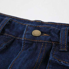 Marineblauer Skaterrock aus Denim