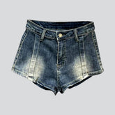 Streetwear dunkle Vintage-Jeansshorts