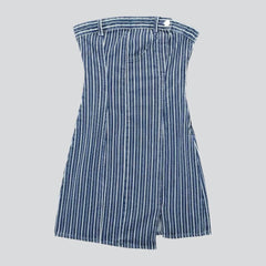 Vestido vaquero mini sin tirantes a rayas