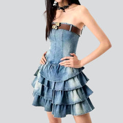 Vestido vaquero vintage sin tirantes con volantes