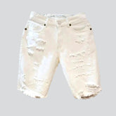Weiße Herren-Shorts im Used-Look