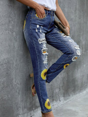 Distressed-Jeans mit hoher Taille und Leoparden-Patchwork-Sonnenblumen-Print