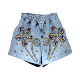 Jeansshorts mit Blumenornamentverzierung