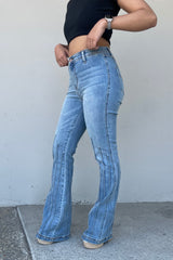 Vaqueros de corte bota de talle alto y talla grande Vivian de Judy Blue