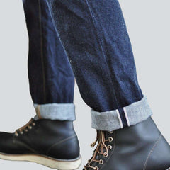 Vaqueros azul oscuro de alta calidad