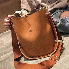 Bolso estilo cubo vintage con forma de cofre del tesoro