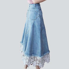 Jeansrock mit Spitzenstickerei