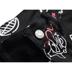 Stilvolle, schwarz lackierte Herrenjeans