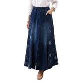 Bestickter ausgestellter Rock mit Taschen