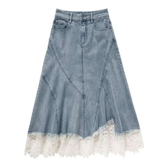 Jeansrock mit Spitze verziert
