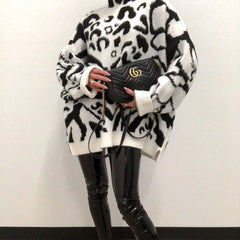 Shanta Oversize-Pullover mit Stehkragen