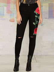 Vaqueros de cintura alta con bordado de mezclilla