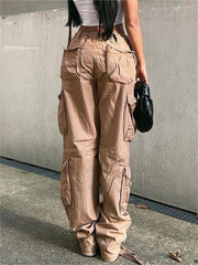 Braune Vintage-Cargojeans mit aufgesetzten Taschen
