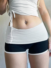 Shorts deportivos de tiro bajo con contraste