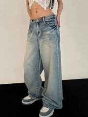 Lockere Boyfriendjeans im Vintage-Look mit Wischdetail