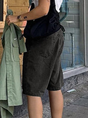Jeansshorts mit geradem Bein und hoher Taille