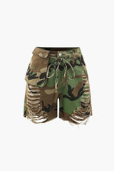 Pantalones cortos cargo con lazos y diseño desgastado de camuflaje retro