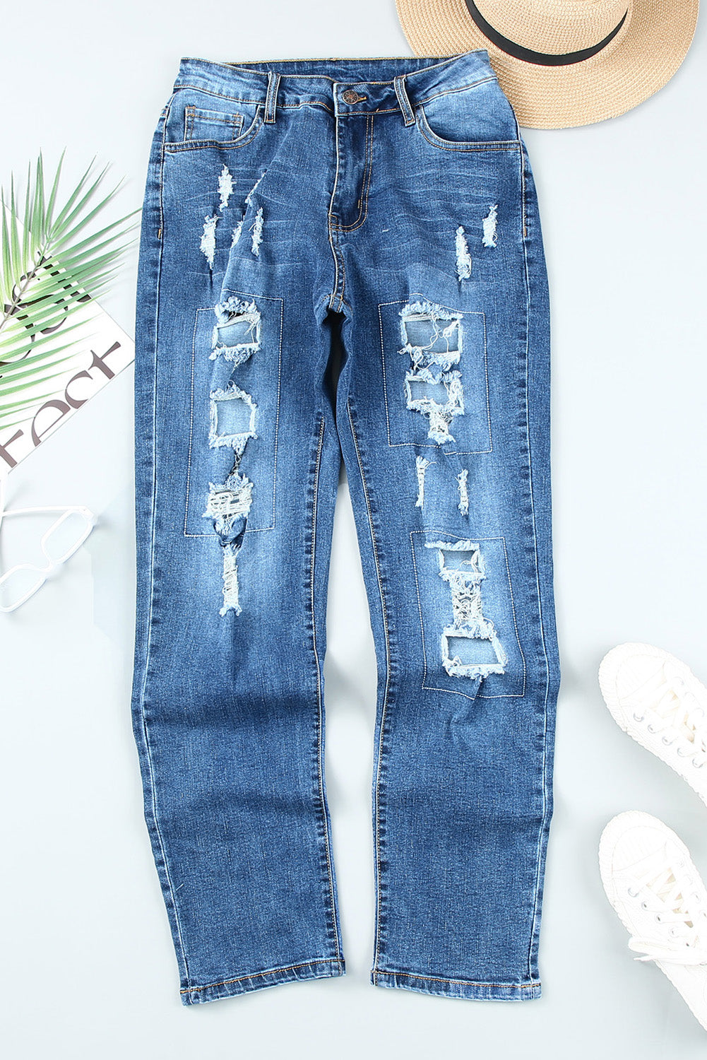 Distressed-Jeans mit geknöpften Taschen