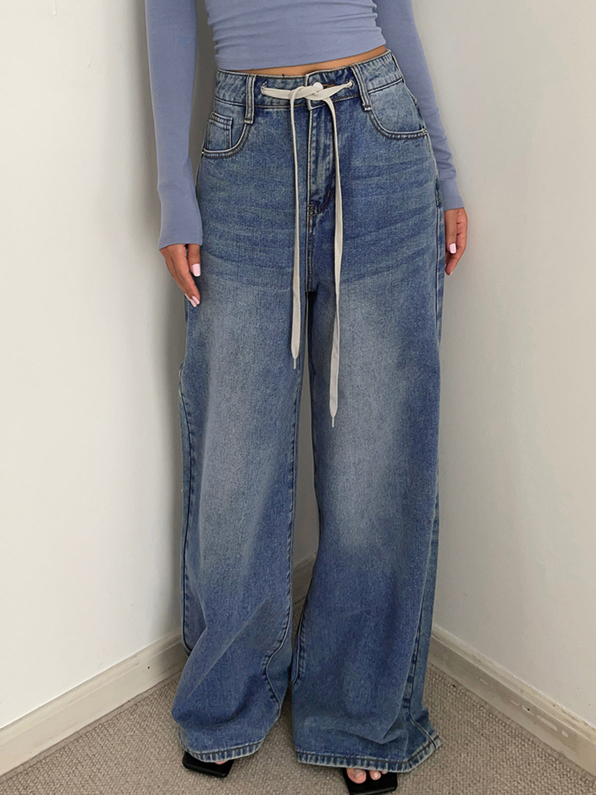 Graceful Denim Boyfriendjeans mit Knöpfen und Bindeband