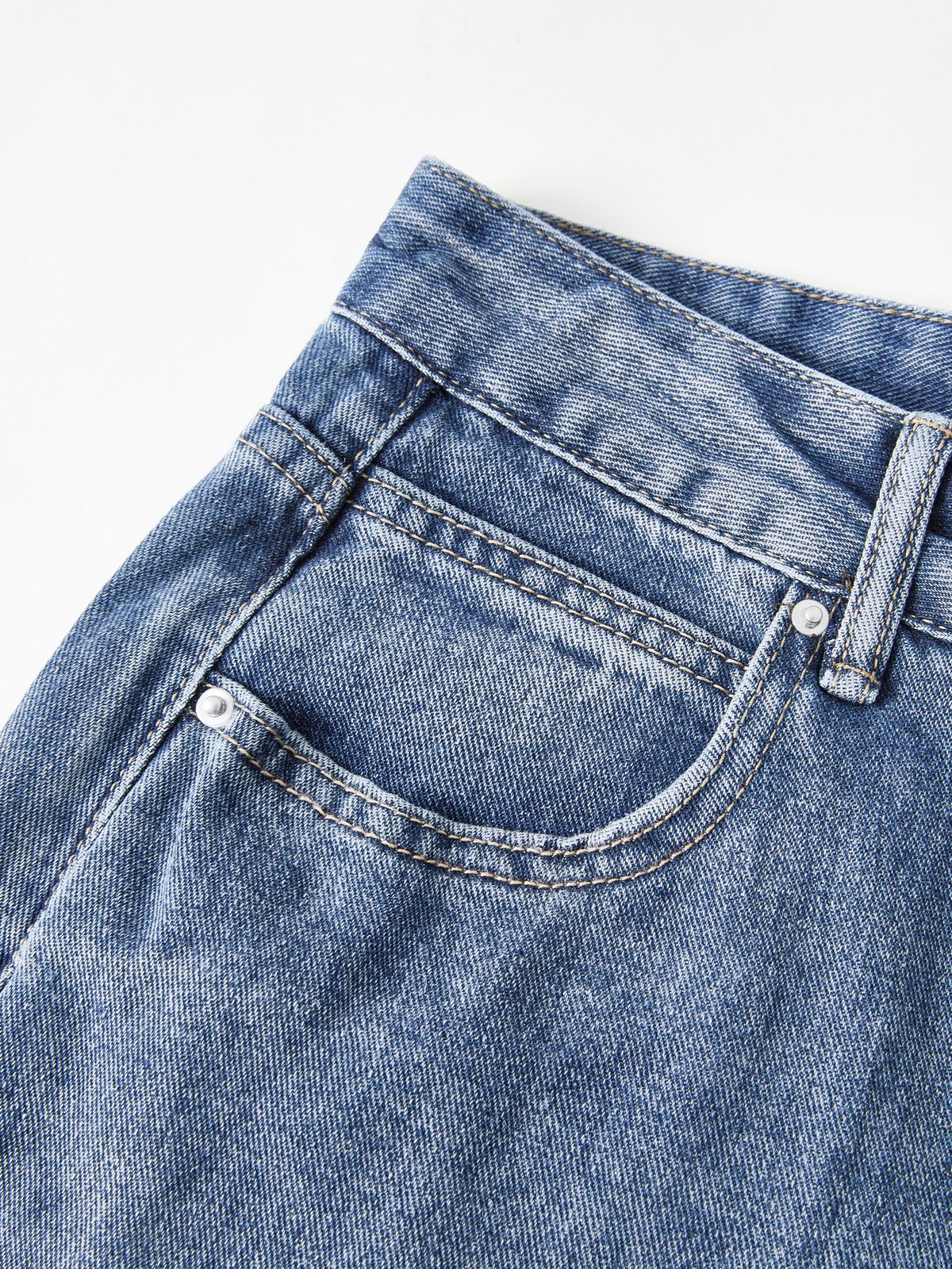 Boyfriendjeans im Pocket-Design in blauer Waschung