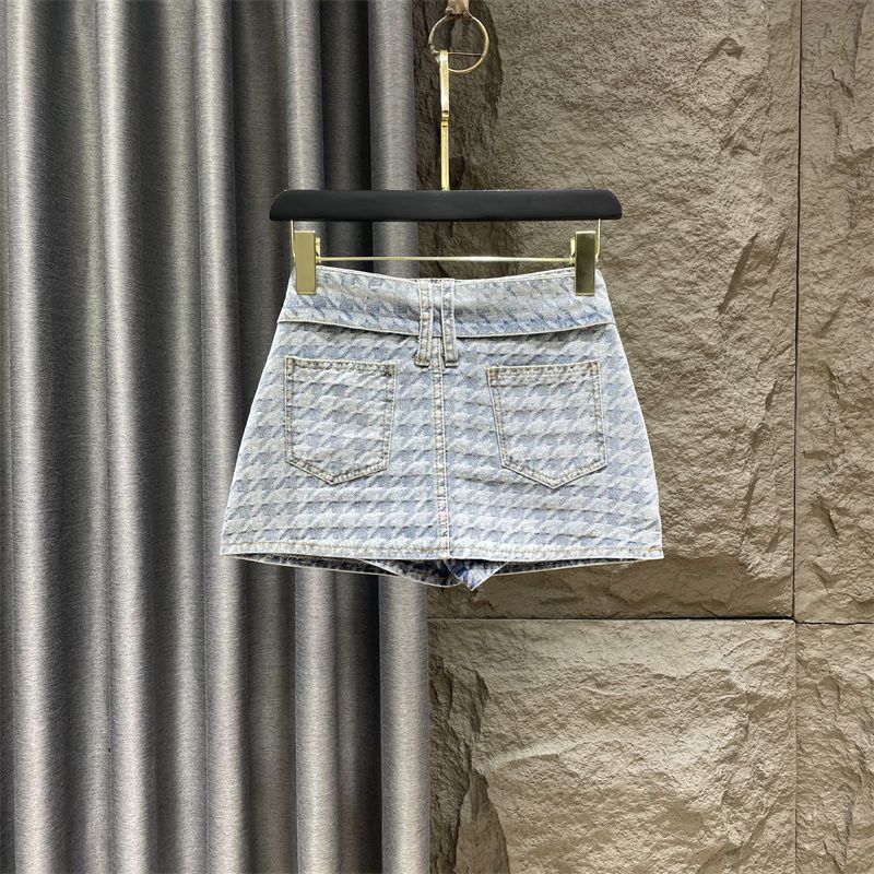 Retro embroidered mini denim skirt