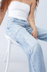Loose Straight Jeans With Embroidered Side Raw Edges