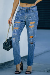 Distressed-Jeans mit geknöpften Taschen