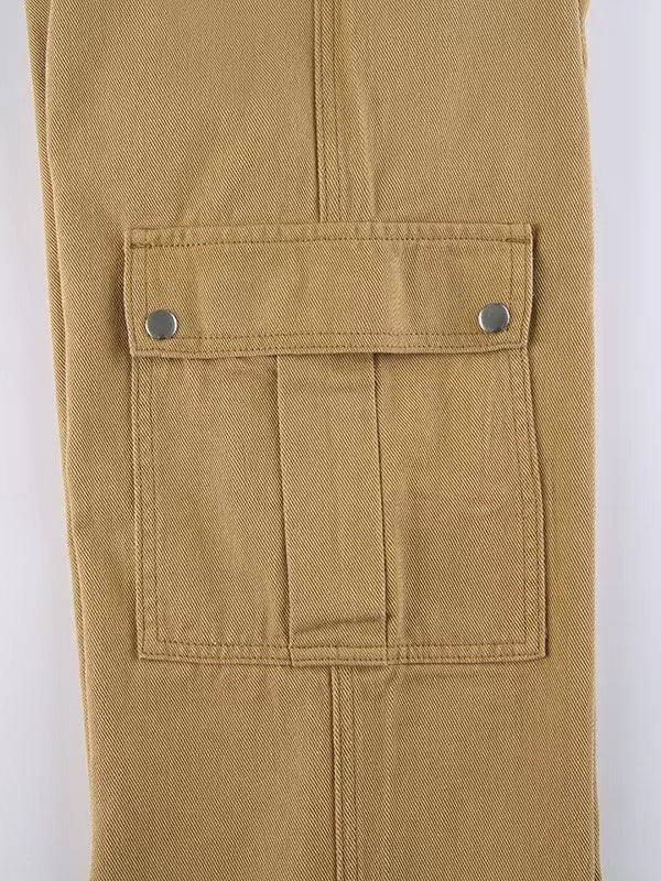 Braune klassische Vintage-Cargojeans mit Tasche