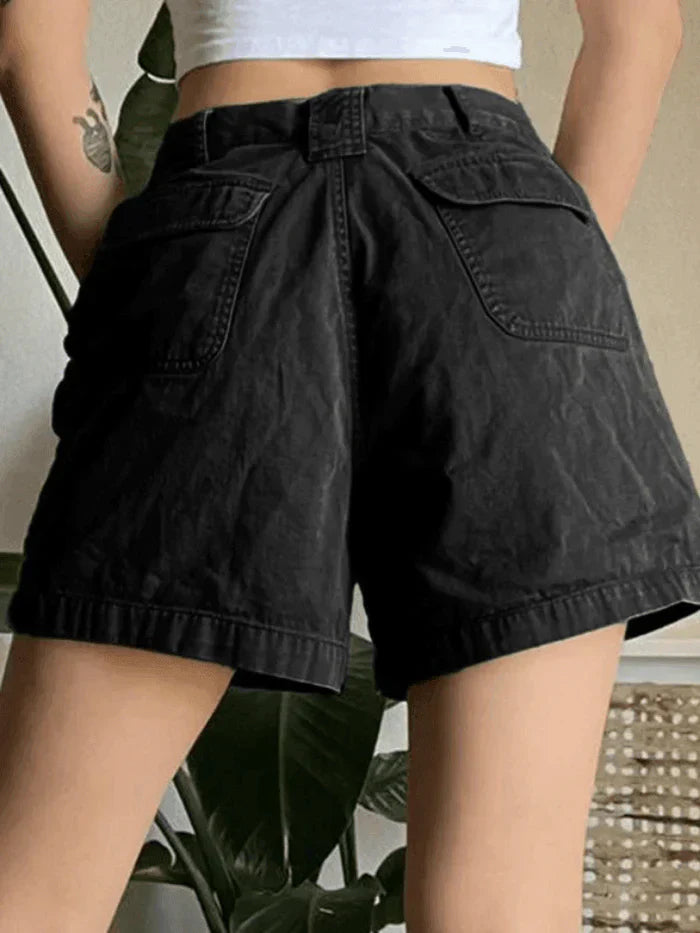 Schwarze, klassische Cargo-Shorts aus Denim mit geradem Bein