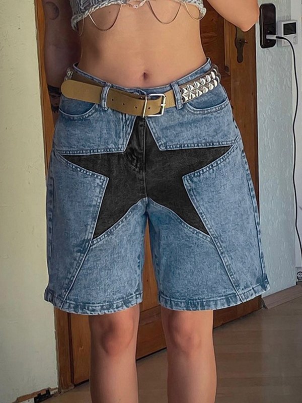 Jeansshorts mit fünfzackigem Stern