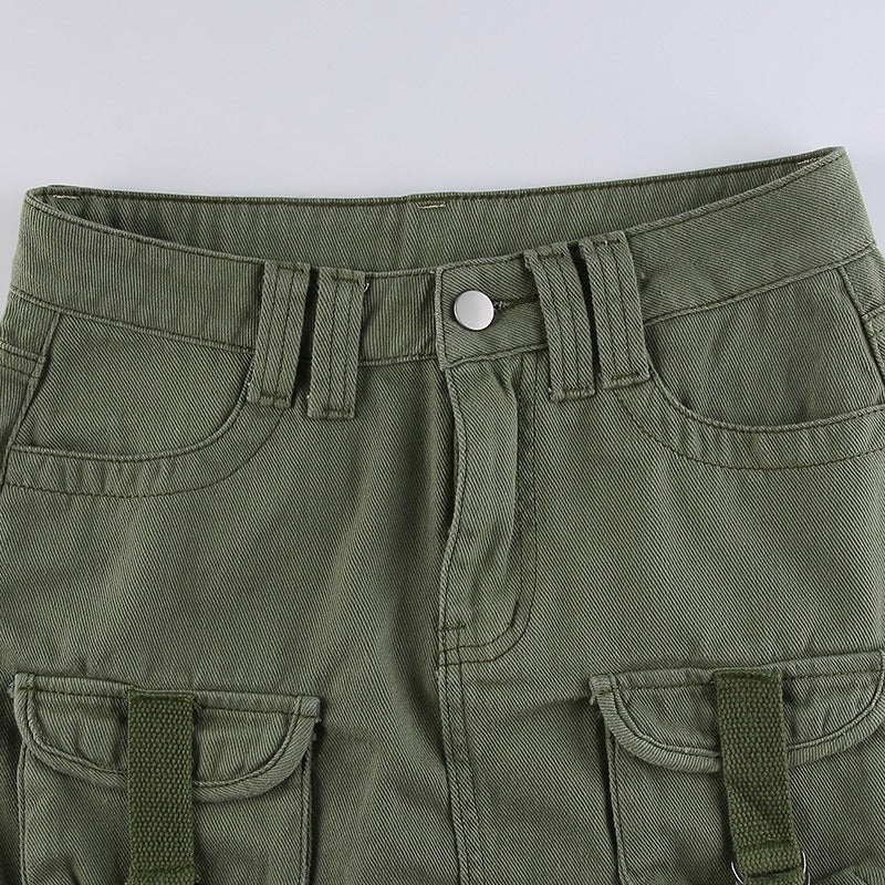 Low-Waisted Form-Fitting Skirt