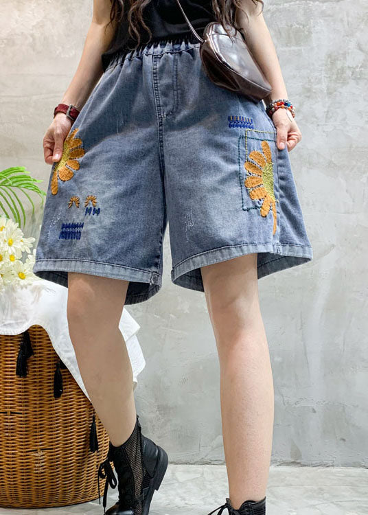 Beautiful Blue Embroideried denim shorts