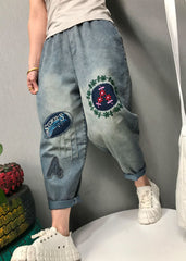 Blaue bestickte Jeanshose im Bohemian-Stil