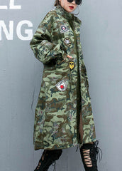 Lässiger Camouflage-Nieten-Print-Taschen Herbst-Denim-Langarm-Trenchcoats