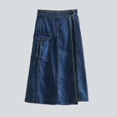 Denim skirt with cargo pocket