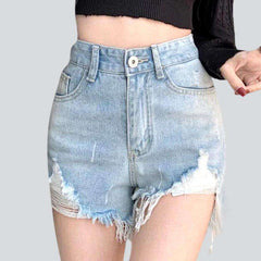 Distressed exposed pockets denim shorts