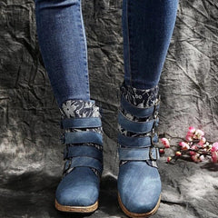 Vintage-Stiefel im Ethno-Stil