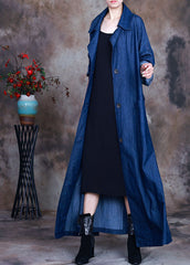 Blauer Trenchcoat aus Baumwolldenim mit Knopfverschluss in der Taille und Peter-Pan-Kragen