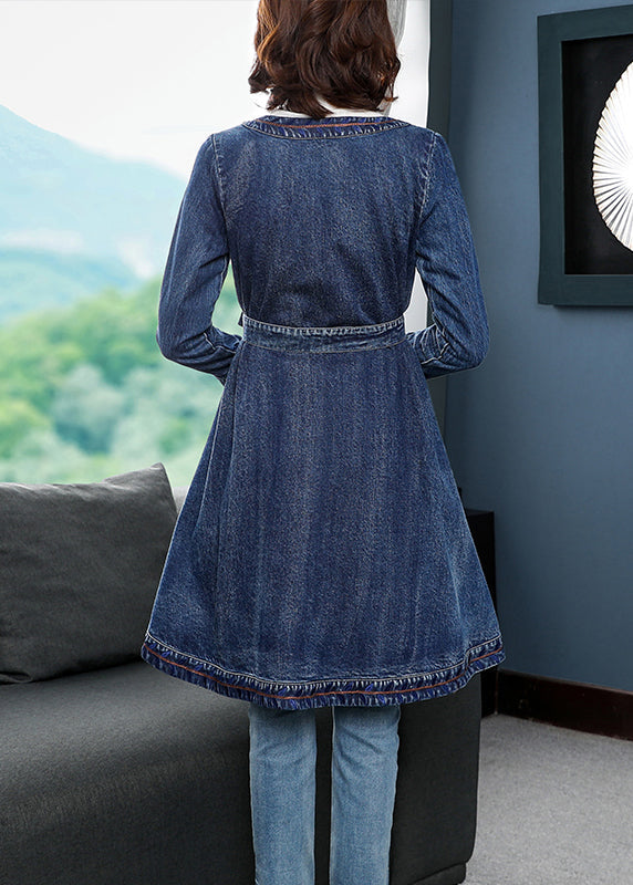 Blaue Trenchcoats aus Baumwolldenim mit niedrigem und hohem Design und V-Ausschnitt