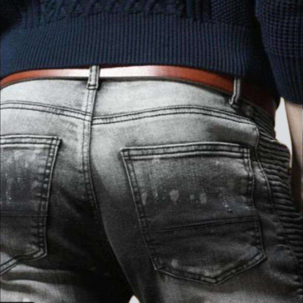 Slim Fit Jeans für Herren in Kontrastfarbe