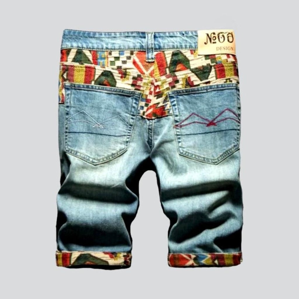 Shorts vaqueros rotos con bordado de adornos