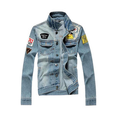 Schmale Jeansjacke mit Patches