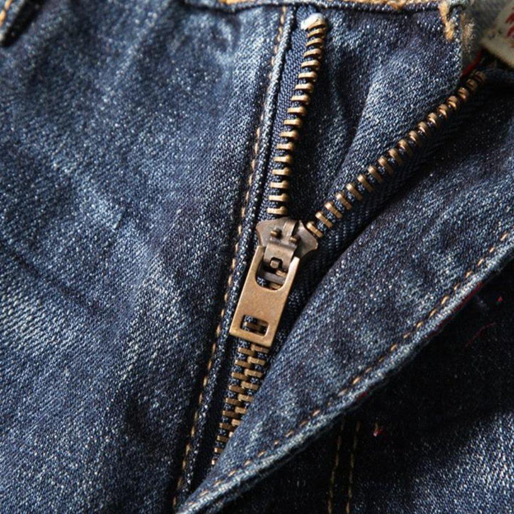 Vintage-Jeans für Herren mit bedruckten Taschen