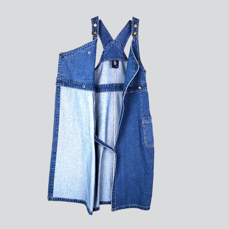 Sleeveless slit denim dress