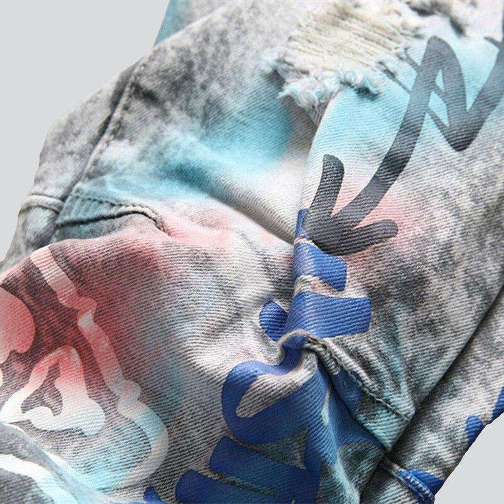 Color-painted grey men jeans