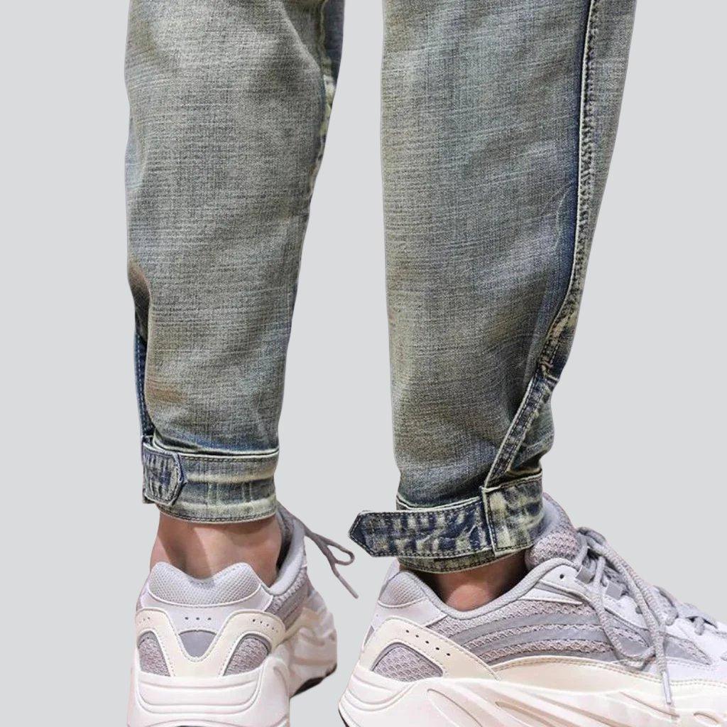 Retro look men denim joggers