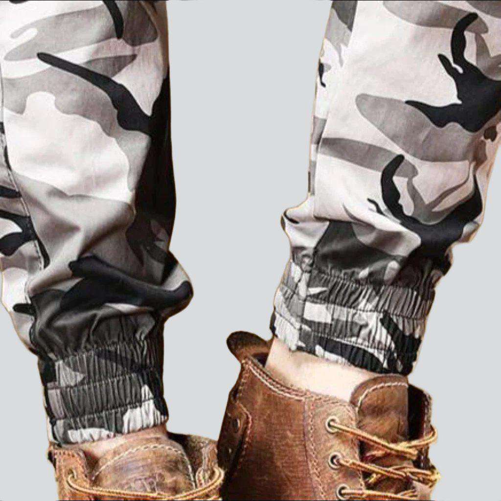 Camouflage print cargo men jeans