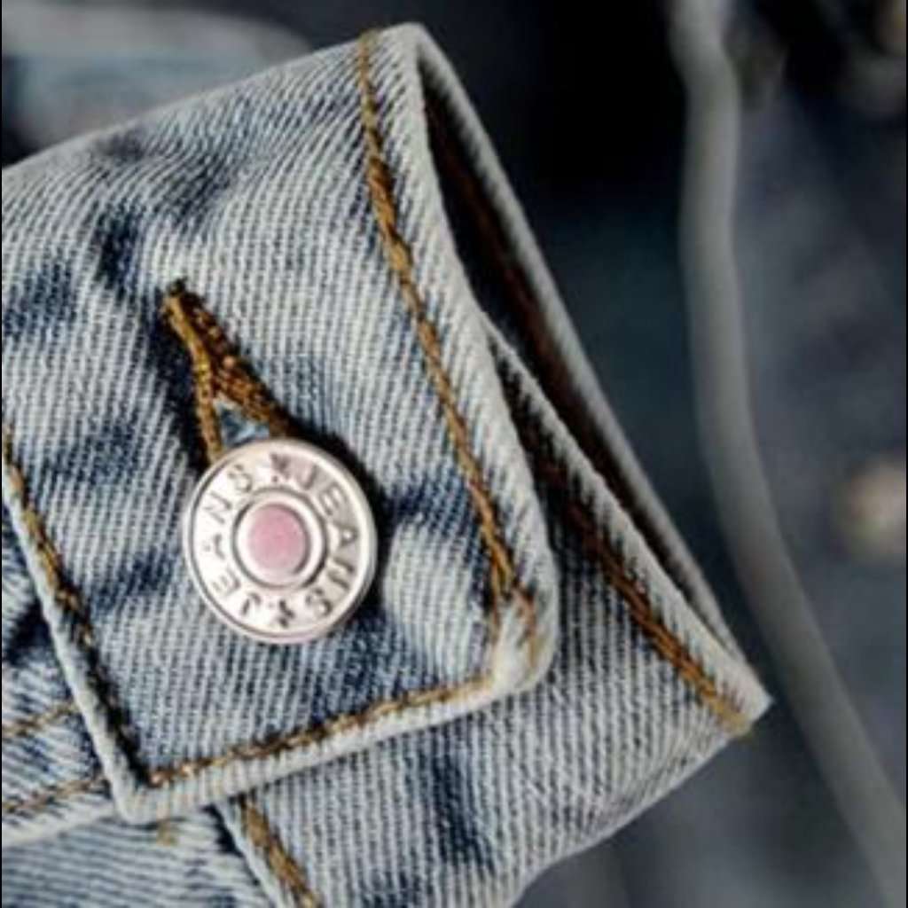 Embellished shoulders women denim jacket