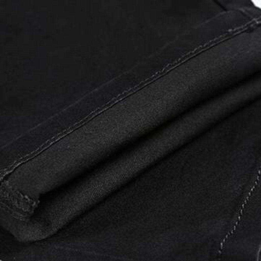 Black straight-fit jeans for men